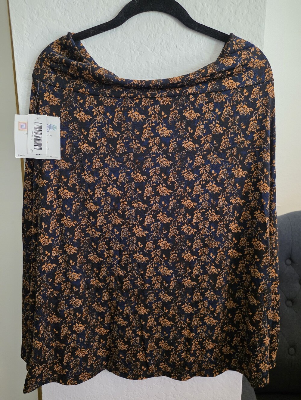 NWT LULAROE Azure Skirt - Large